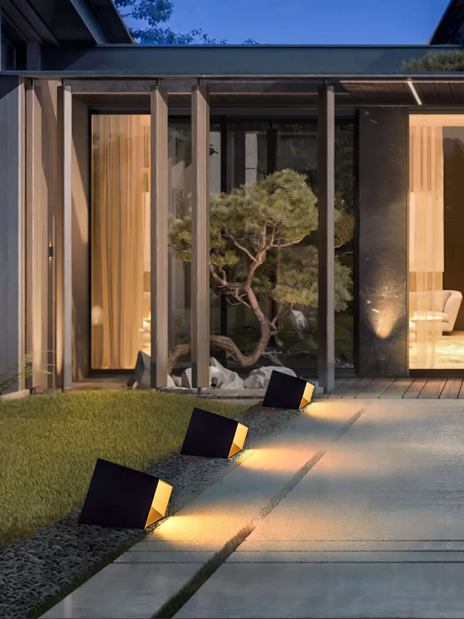 Lampada da Giardino a Forma di Cubo a Energia Solare