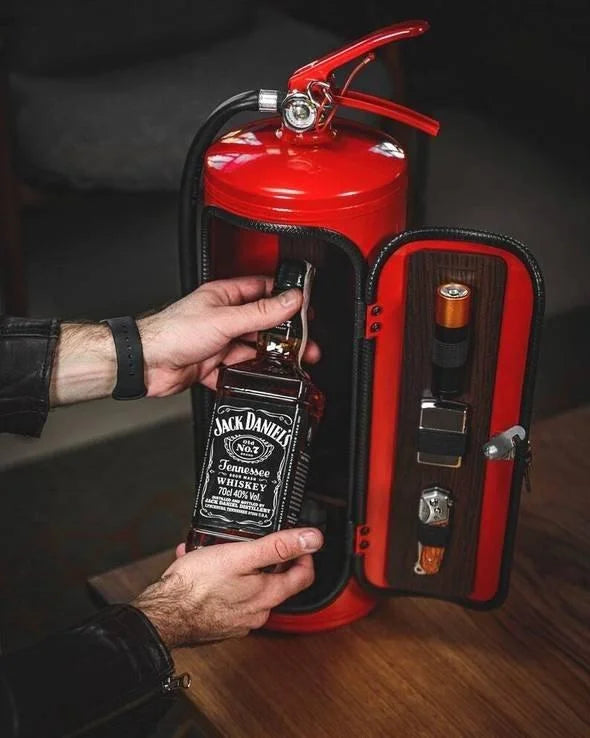 LiquorVault Deluxe Mini Bar | Stoccaggio di liquori in stile industriale moderno con serrature di sicurezza