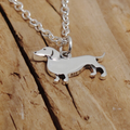 Collier en argent avec teckel