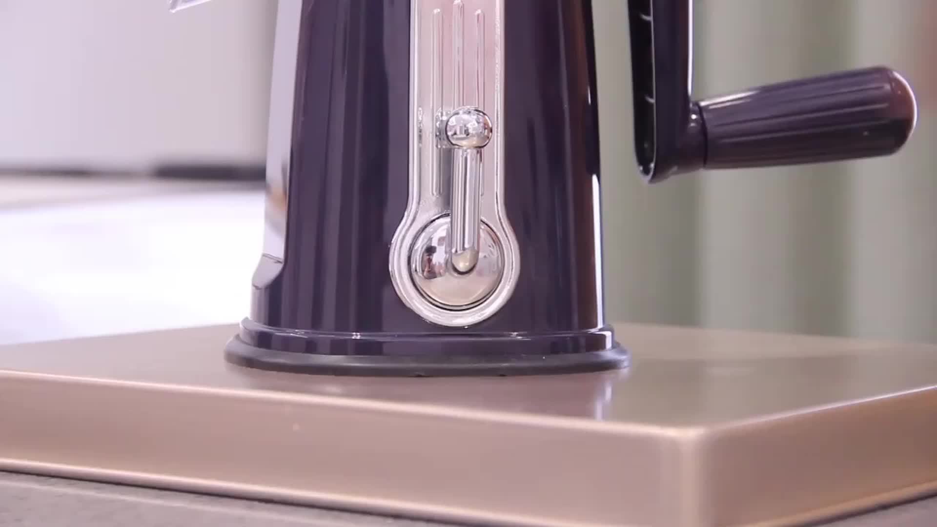 Grattugia da Cucina Multifunzionale Rotante – Grattugia per Formaggio e Affettatrice per Verdure 5-in-1 con Base Antiscivolo