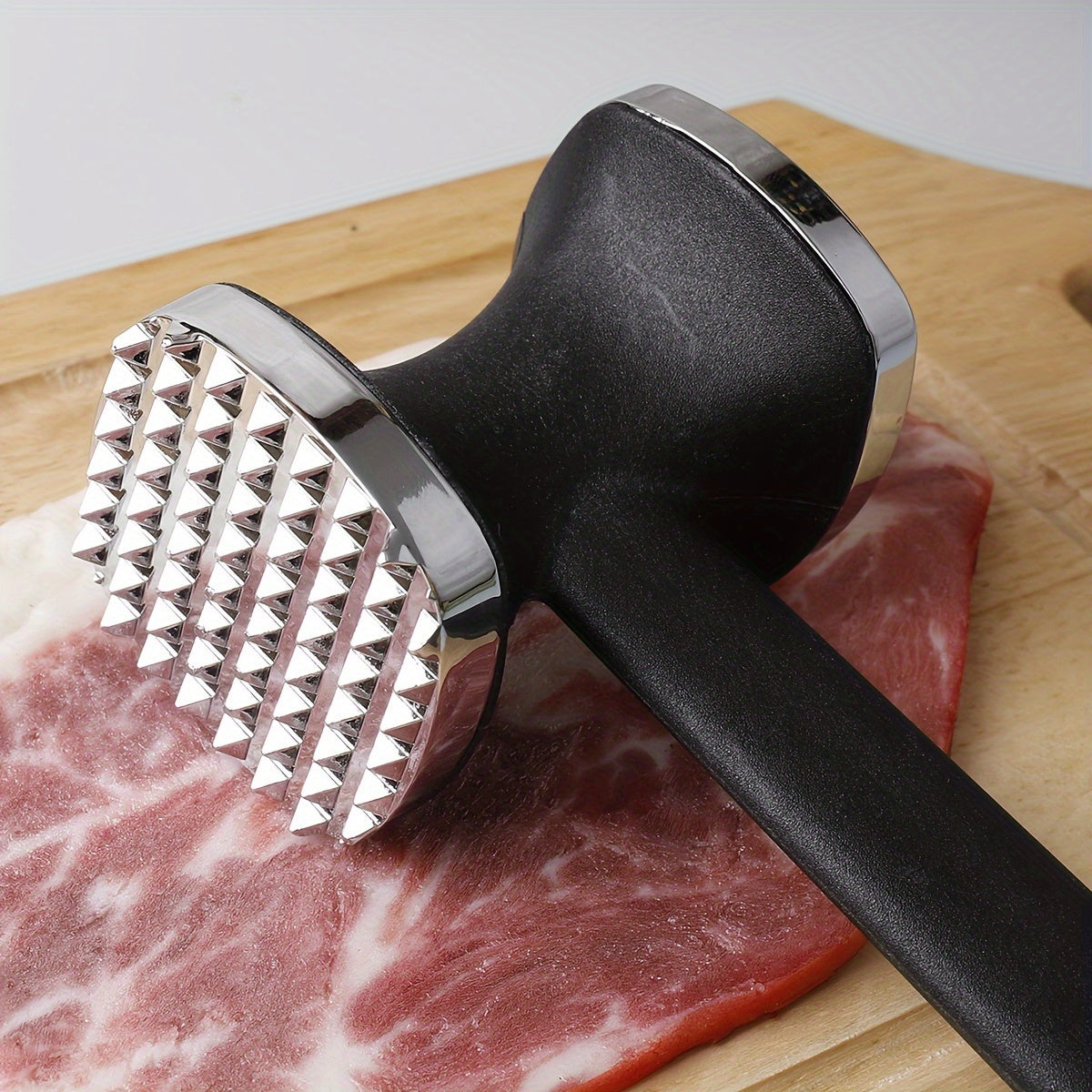 Tenerizzatore per Carne Heavy Duty con Impugnatura Antiscivolo – Strumento da Cucina Efficiente e Durevole