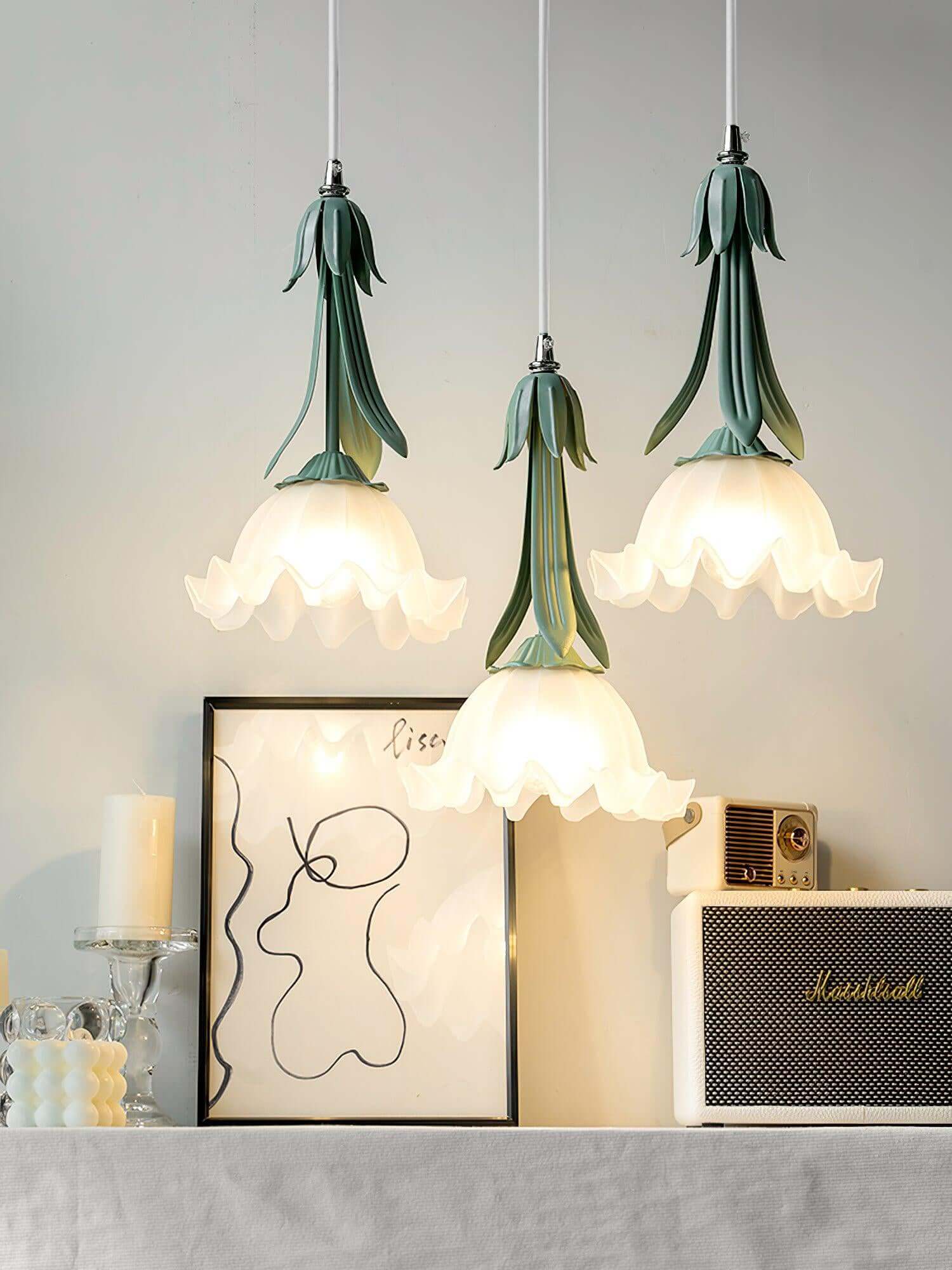 Elegante Lampada a Sospensione con Design a Fiore