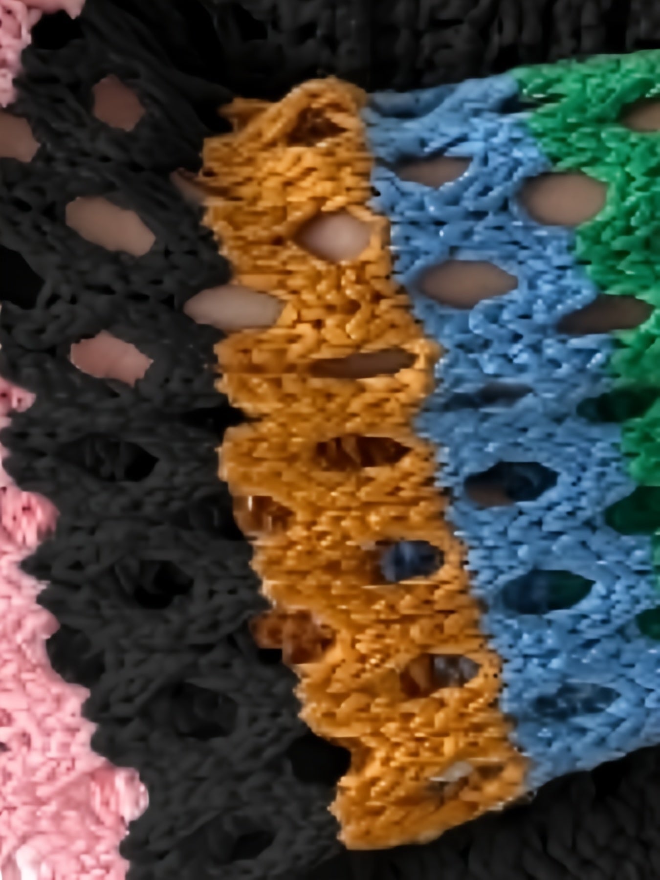 Abito Bohemien Fatto a Mano all'Uncinetto – Colorato e Confortevole