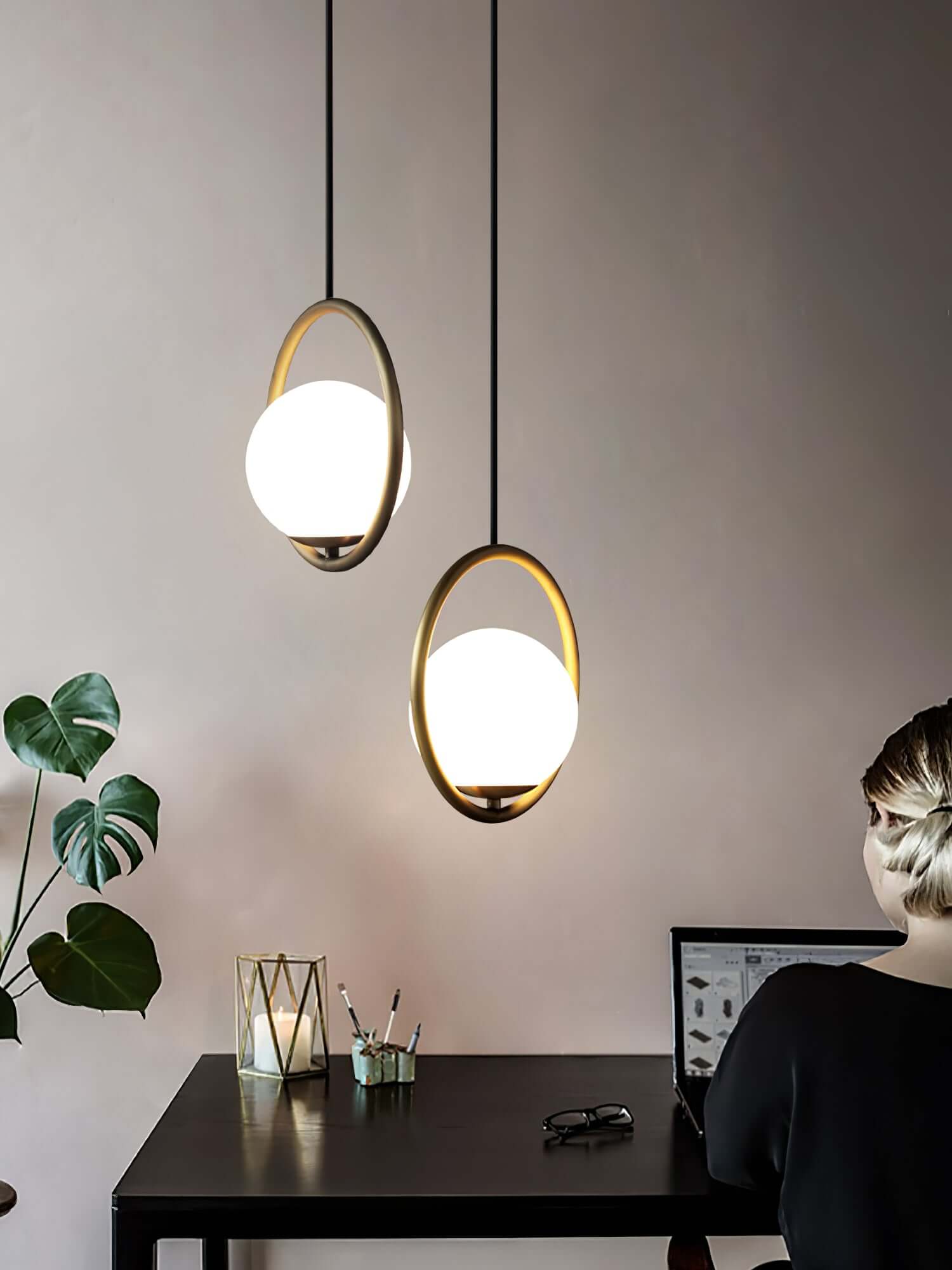 Lampada a Sospensione Moderna - Design Elegante e Stiloso