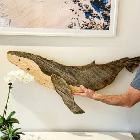 Decorazione da parete in legno di balena OceanHaven Pine | Elegante decorazione marittima artigianale per case moderne
