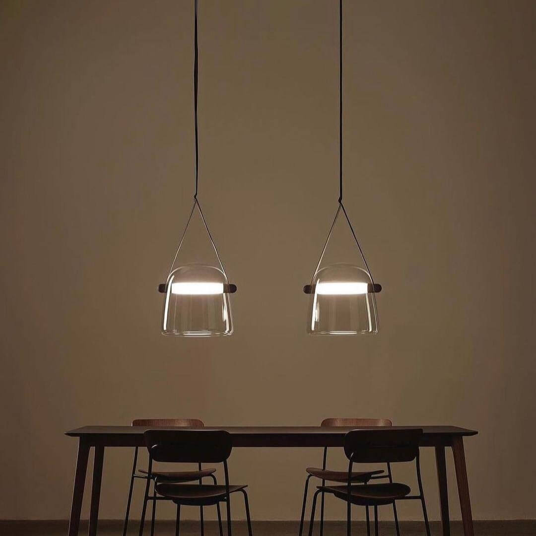 Lampadario - Illuminazione Elegante e Minimalista