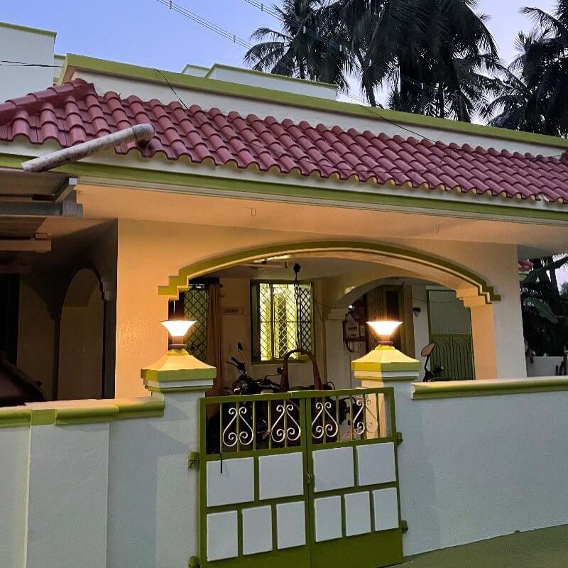 Illuminazione Esterna Sostenibile con Energia Solare