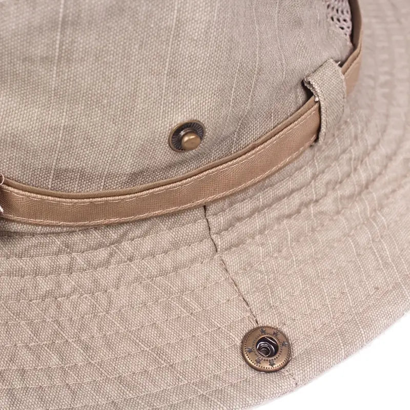 Cappello da Sole Esterno con Cinghie Regolabili e Visiera Larga – Solantra