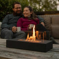 SereneFlame - Cheminée d'ambiance luxueuse pour un extérieur enchanteur