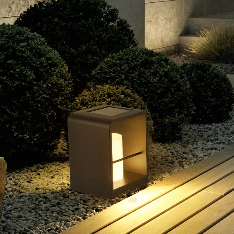 Lampada da Esterno a Energia Solare - Illuminazione per Giardino Elegante