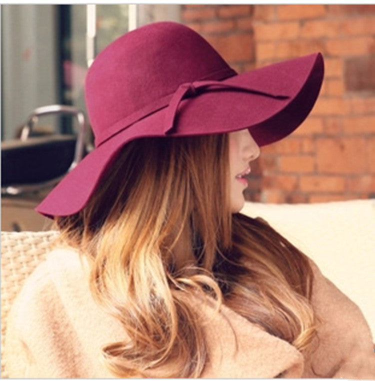 Cappello Estivo Leggero da Donna con Vestibilità Confortevole – UrbanBreeze