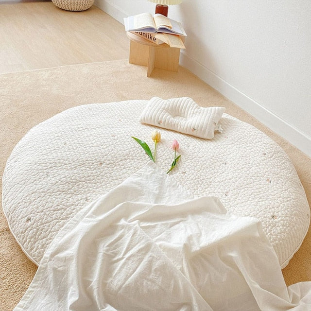 Tappeto da Gioco per Bambini in Cotone Imbottito con Ricamo di Animali – 80 cm