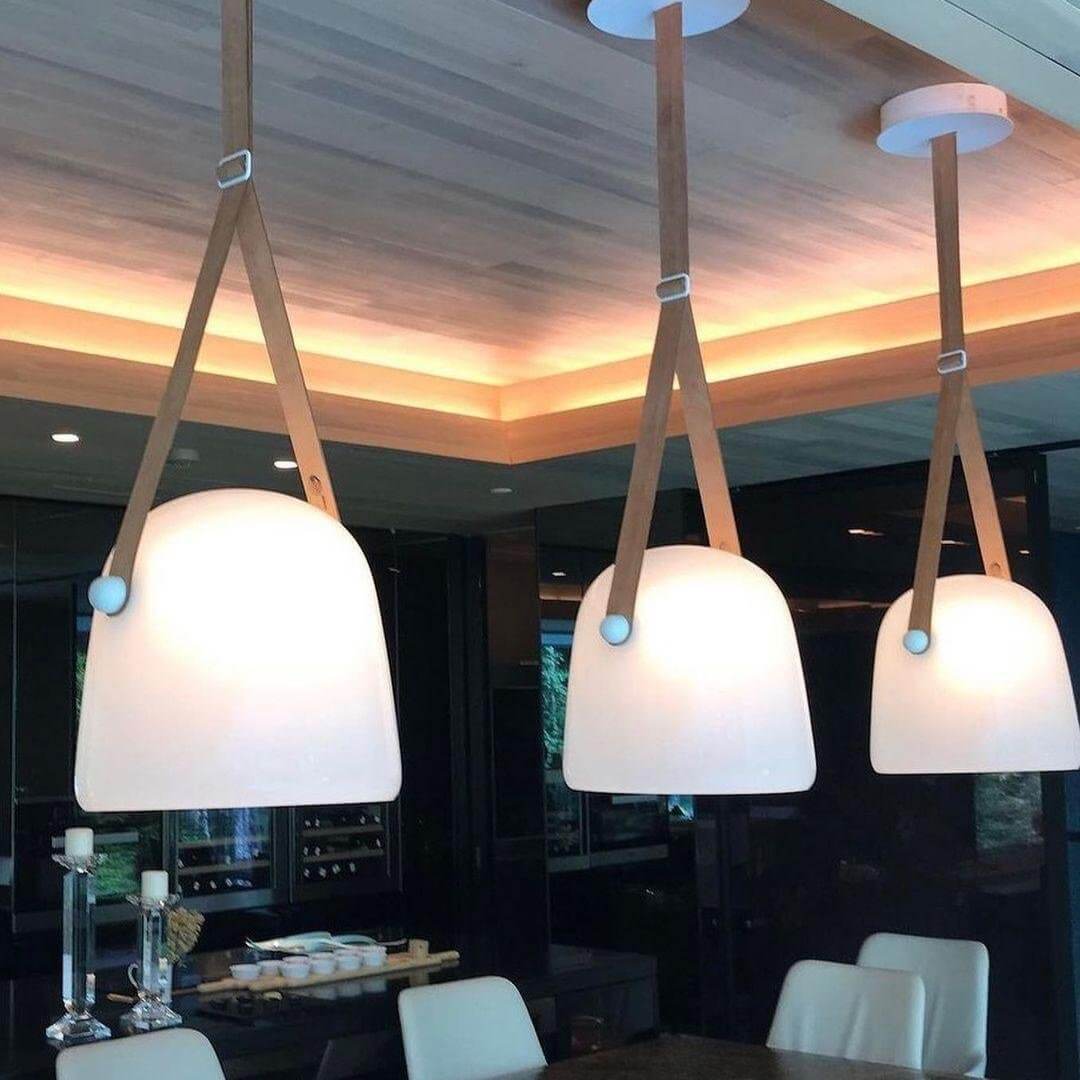 Lampadario - Illuminazione Elegante e Minimalista