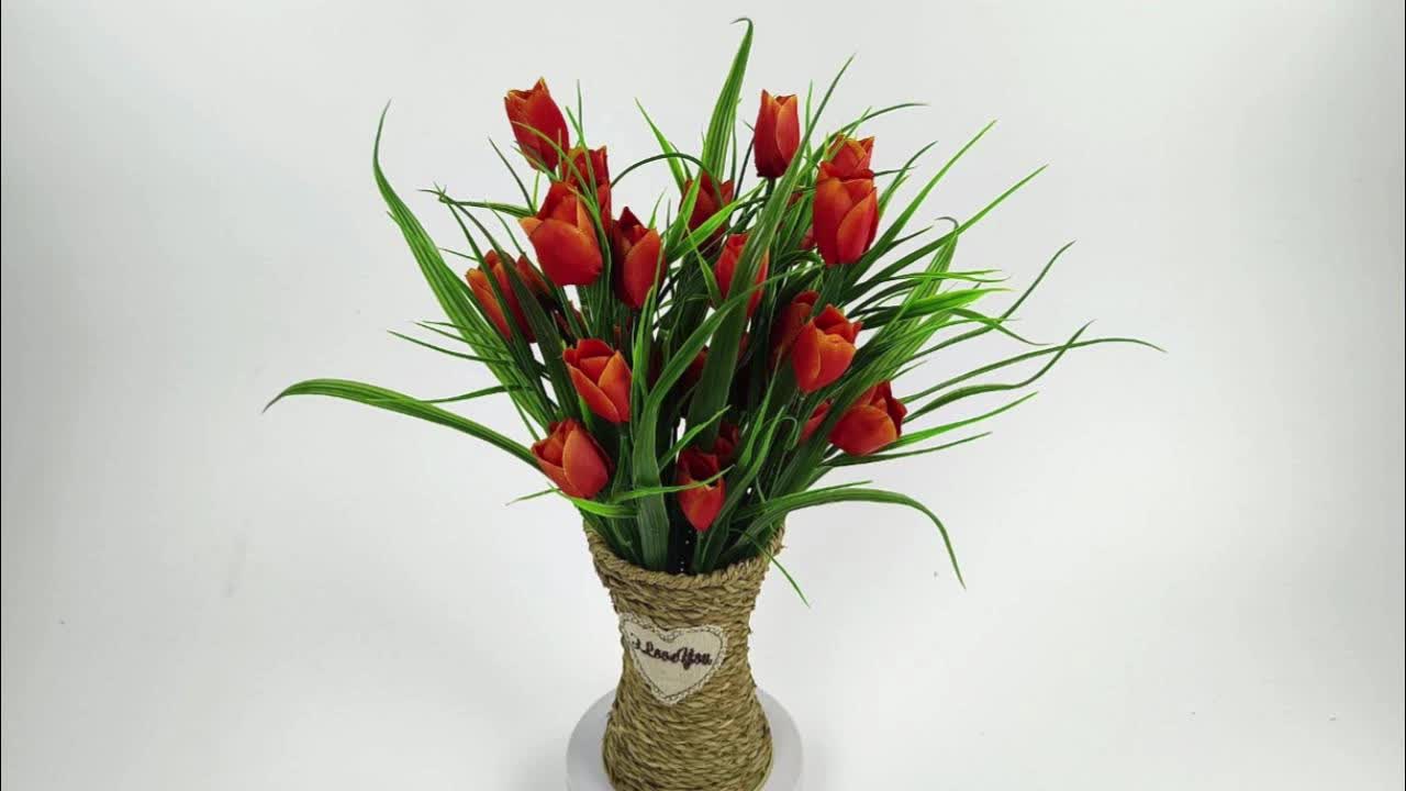 Set di 6 Mazzi di Tulipani Artificiali – Resistenti ai UV e Realistici per Decorazione di Giardini e Interni