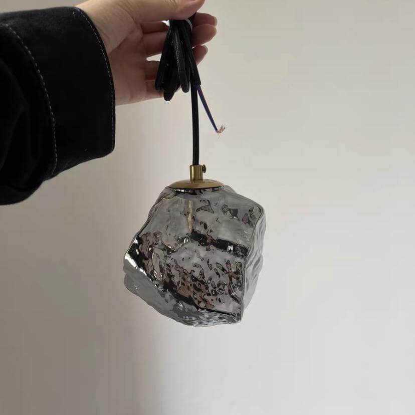 Lampadario con Design in Vetro Lava