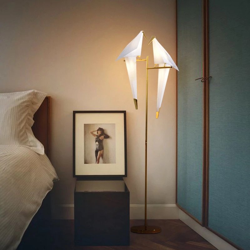 Lampada da Tavolo Origami Birdy – Luce Ambientale Calda e Design Moderno delle Ali