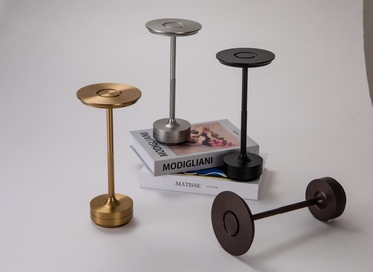 ClarityGlow Edizione di Lusso | Lampada da Tavolo LED Senza Fili