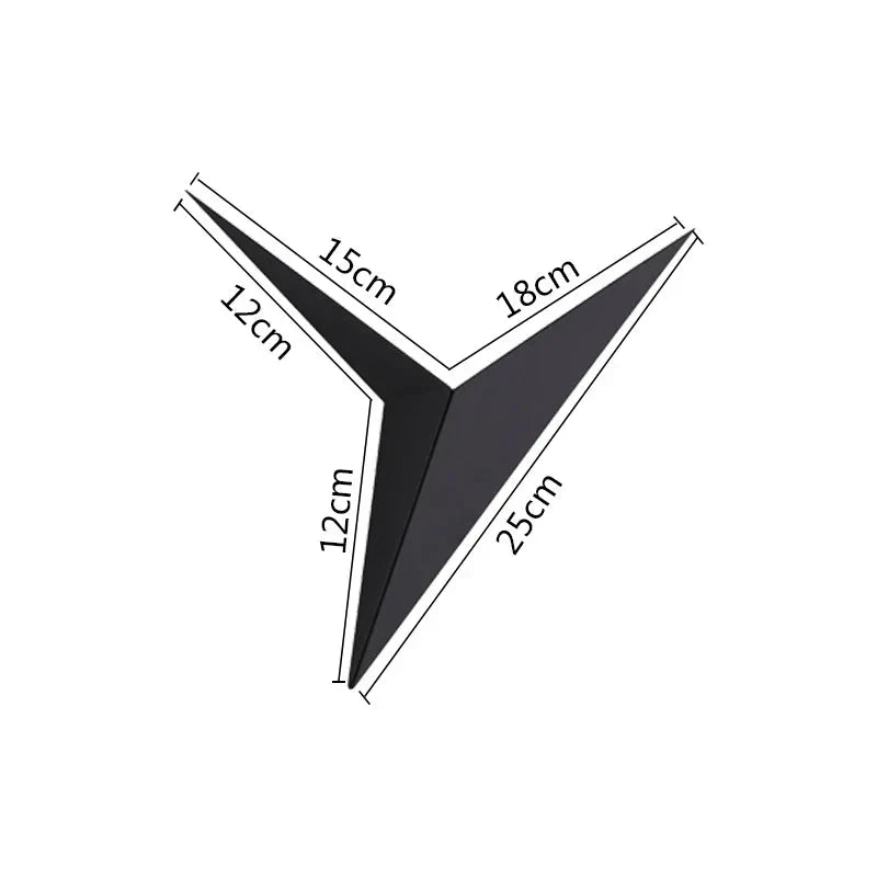 NoctiLux Applique LED Geometrica | Illuminazione contemporanea per comodini in case moderne