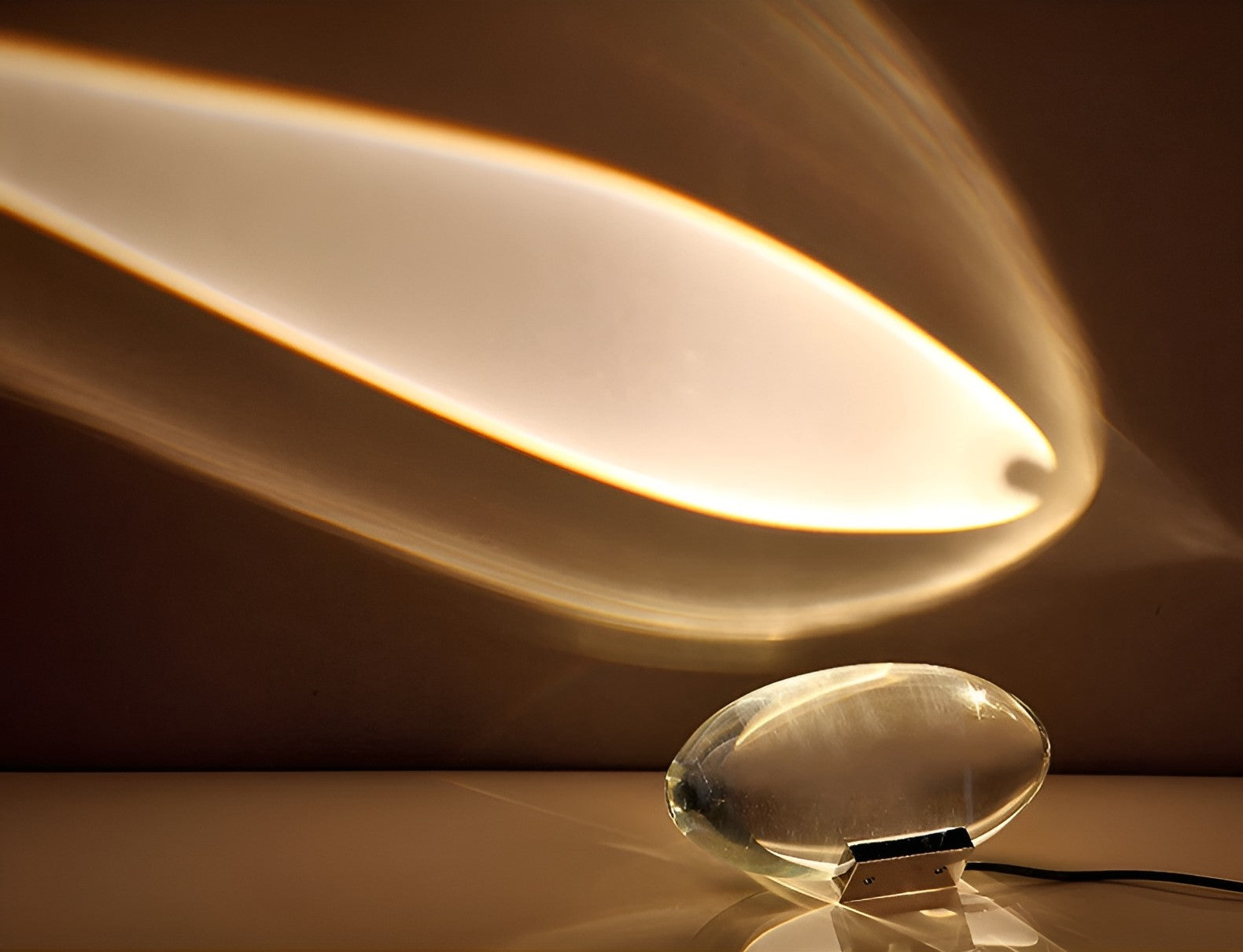 Lampada Proiettore Prismatico con LED – Lunara