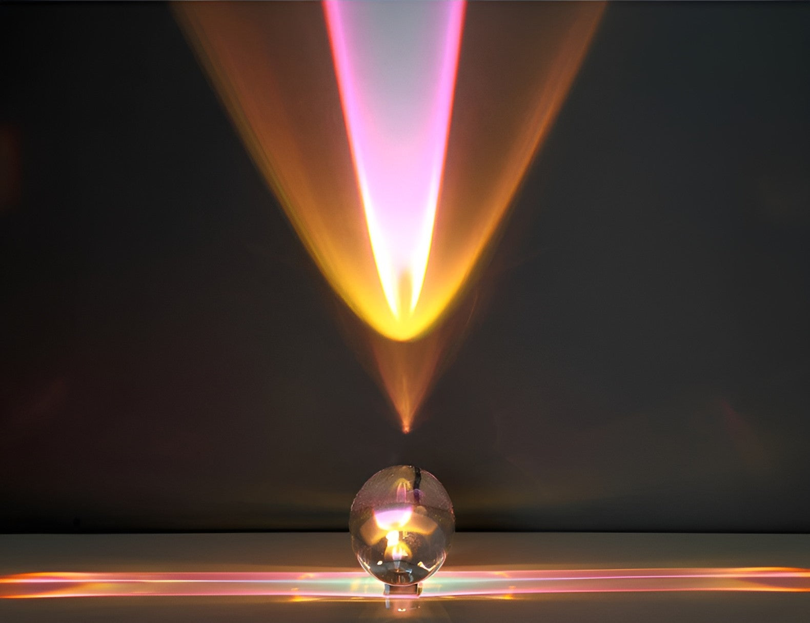 Lampada Proiettore Prismatico con LED – Lunara