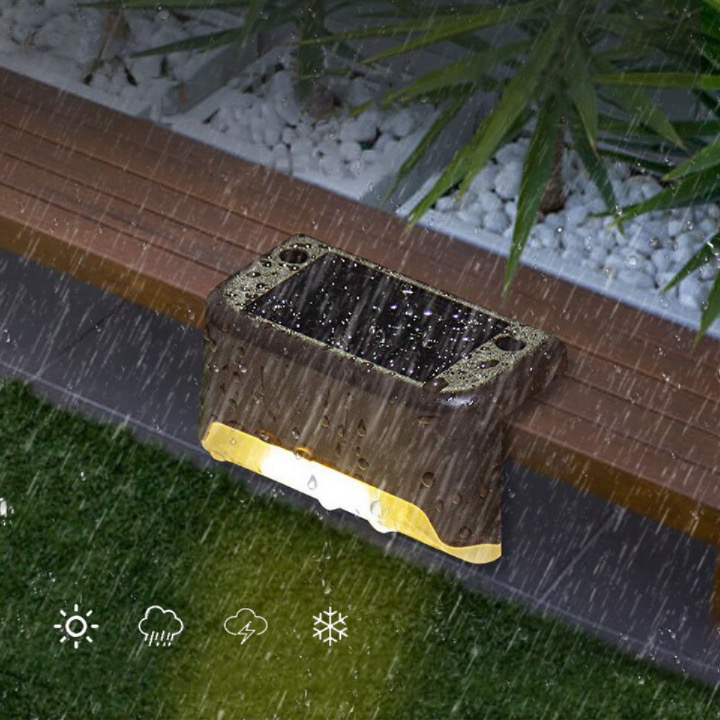 RadiantShine Luce da Parete Solare | Luce da parete LED solare con sensore di movimento e funzionalità automatica di accensione/spegnimento