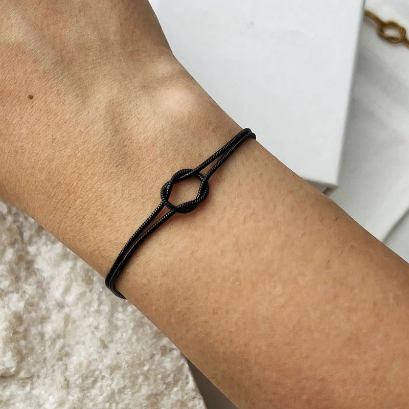 Bracciale Minimalista con Nodo – Elva