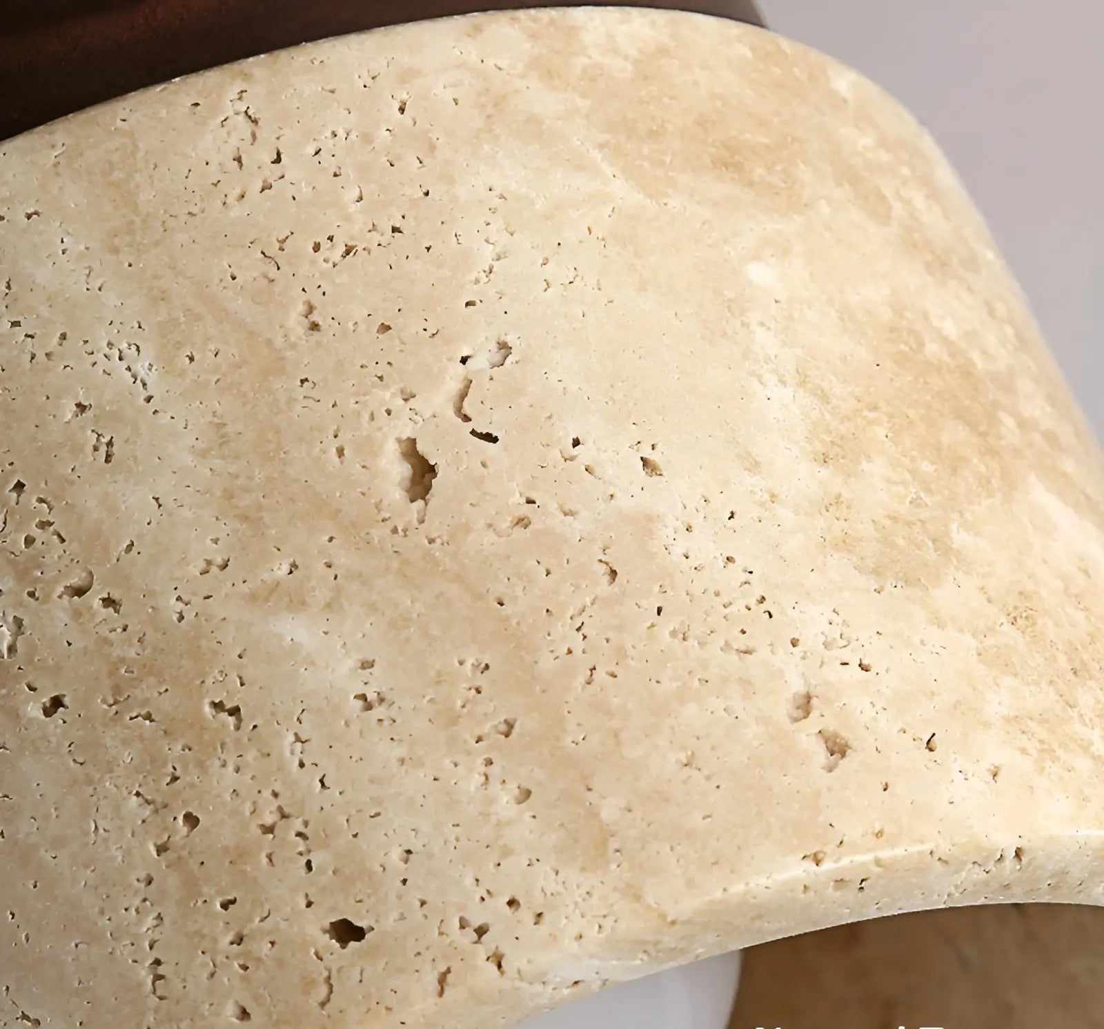 Lampada da Soffitto in Travertino Rustico – TravaGlow