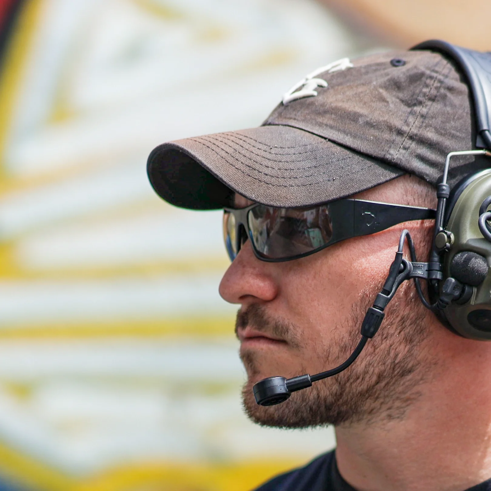 Occhiali da sole Polarizzati GlareShield | Eyewear fotochromico UV 400 durevole per attività all'aperto