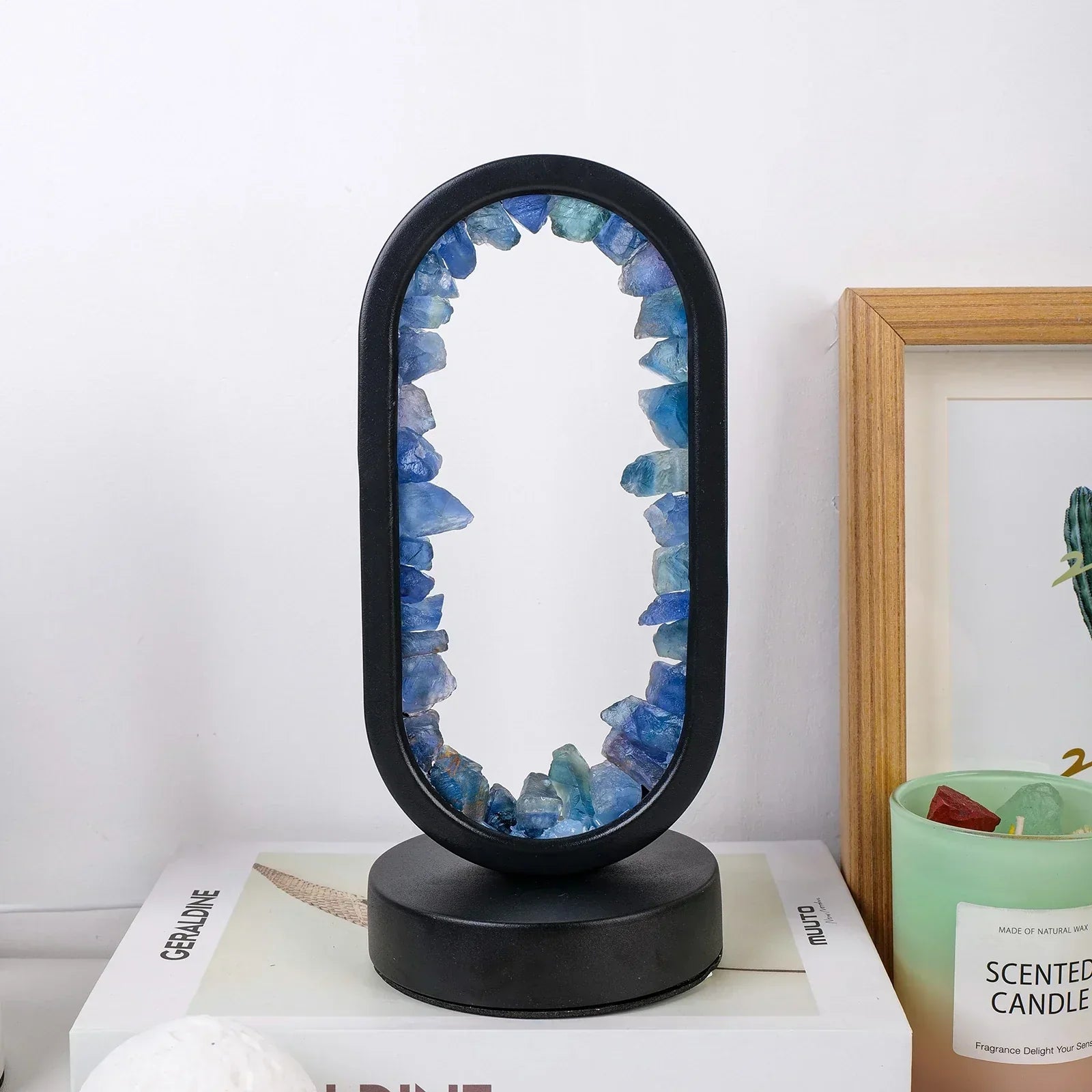 Lampada Elegante in Cristallo di Ametista – Illuminazione LED Ambientale per il Relax