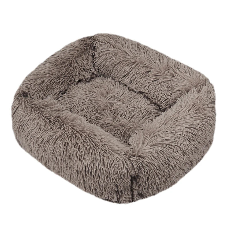 FurHaven Deluxe Dog Lounger | Letto per animali domestici lungo in peluche, lavabile per cani e gatti