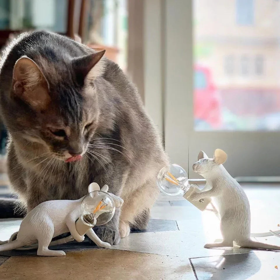 LumiMaus Lampada da Tavolo LED | Lampada a forma di topo in stile Art Deco moderno per un'illuminazione atmosferica