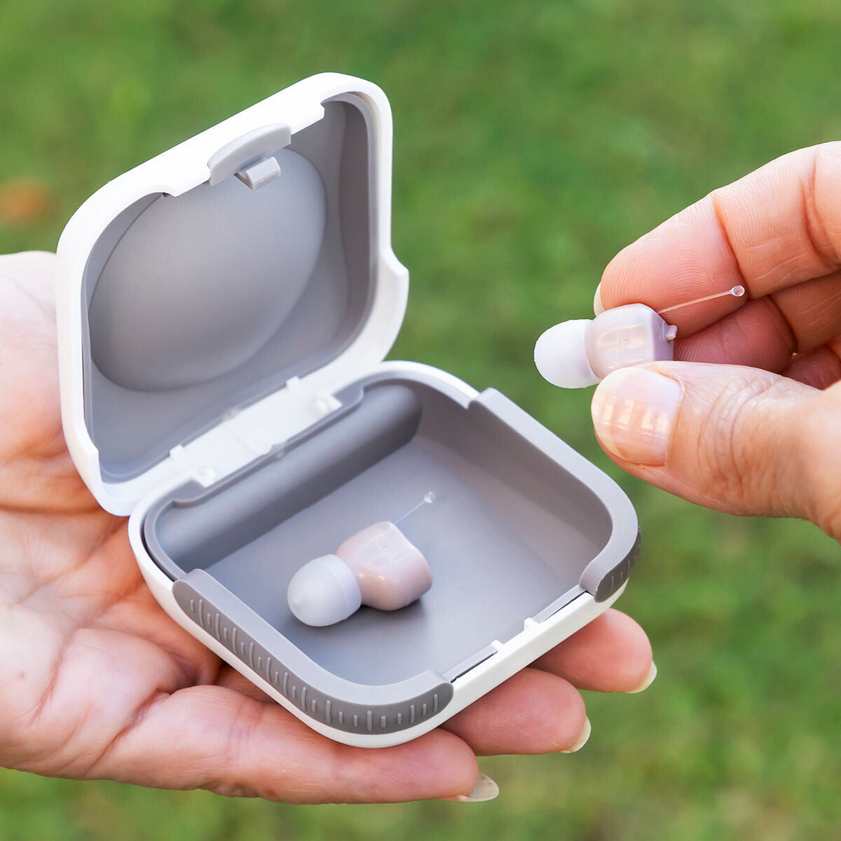 HearElite Amplificatore Uditivo | Amplificatore ad Alte Prestazioni per un Suono Ricco e Chiaro