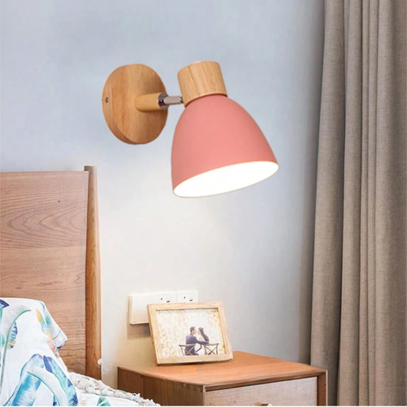 Lampada da Parete in Legno Helga – Design Scandinavo per un'Illuminazione Elegante