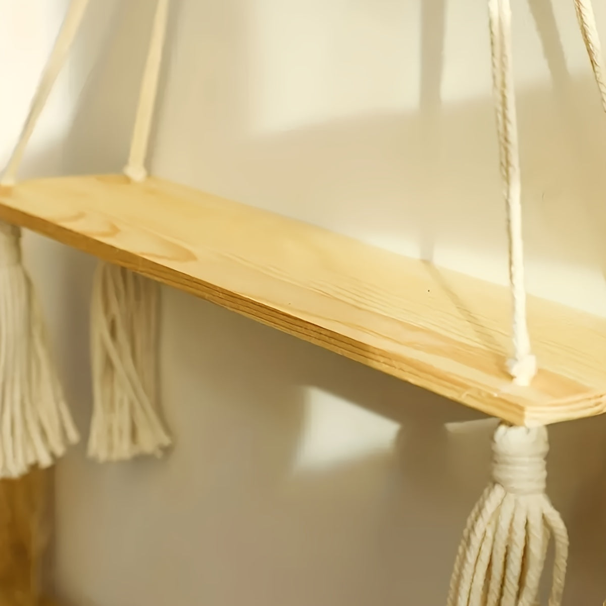 Mensola da Parete Boho in Macramè – Mensola in Legno Fatta a Mano con Design in Cordone per un Interno Accogliente