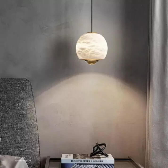 Lampadario - Sfera di Vetro Alabastro con Base in Marmo