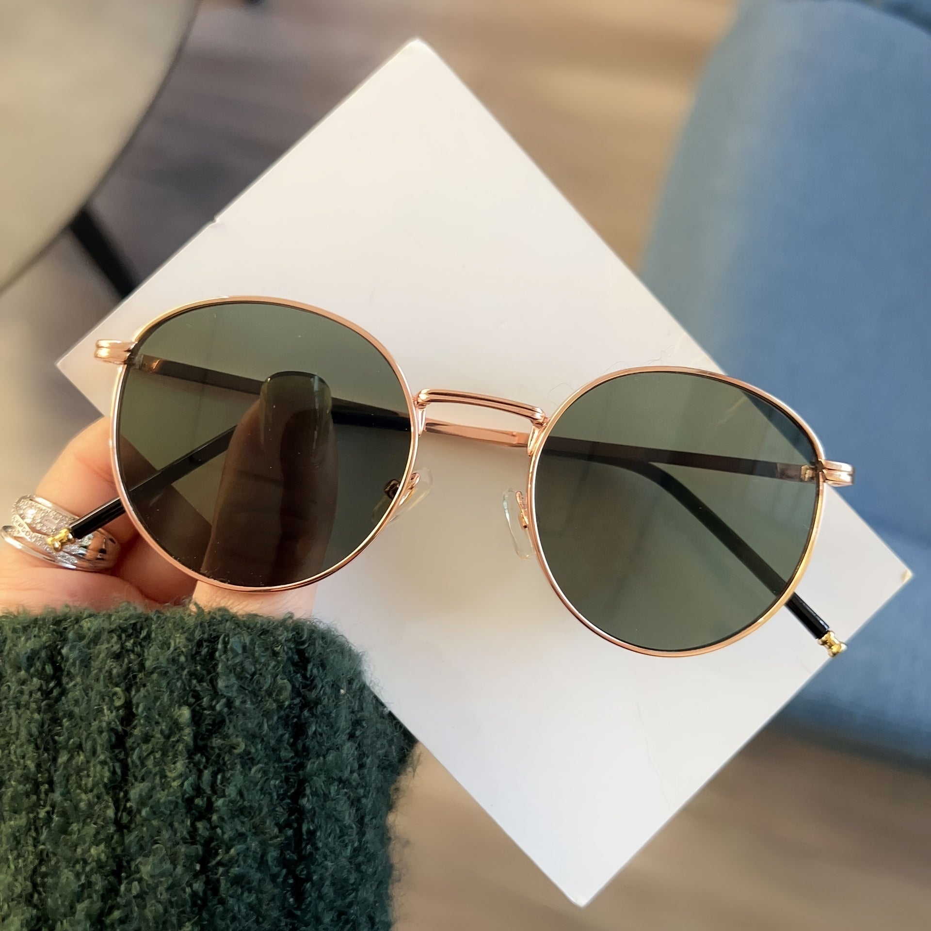 Occhiali da sole rotondi vintage per donne – Design retrò in metallo e plastica per ogni occasione