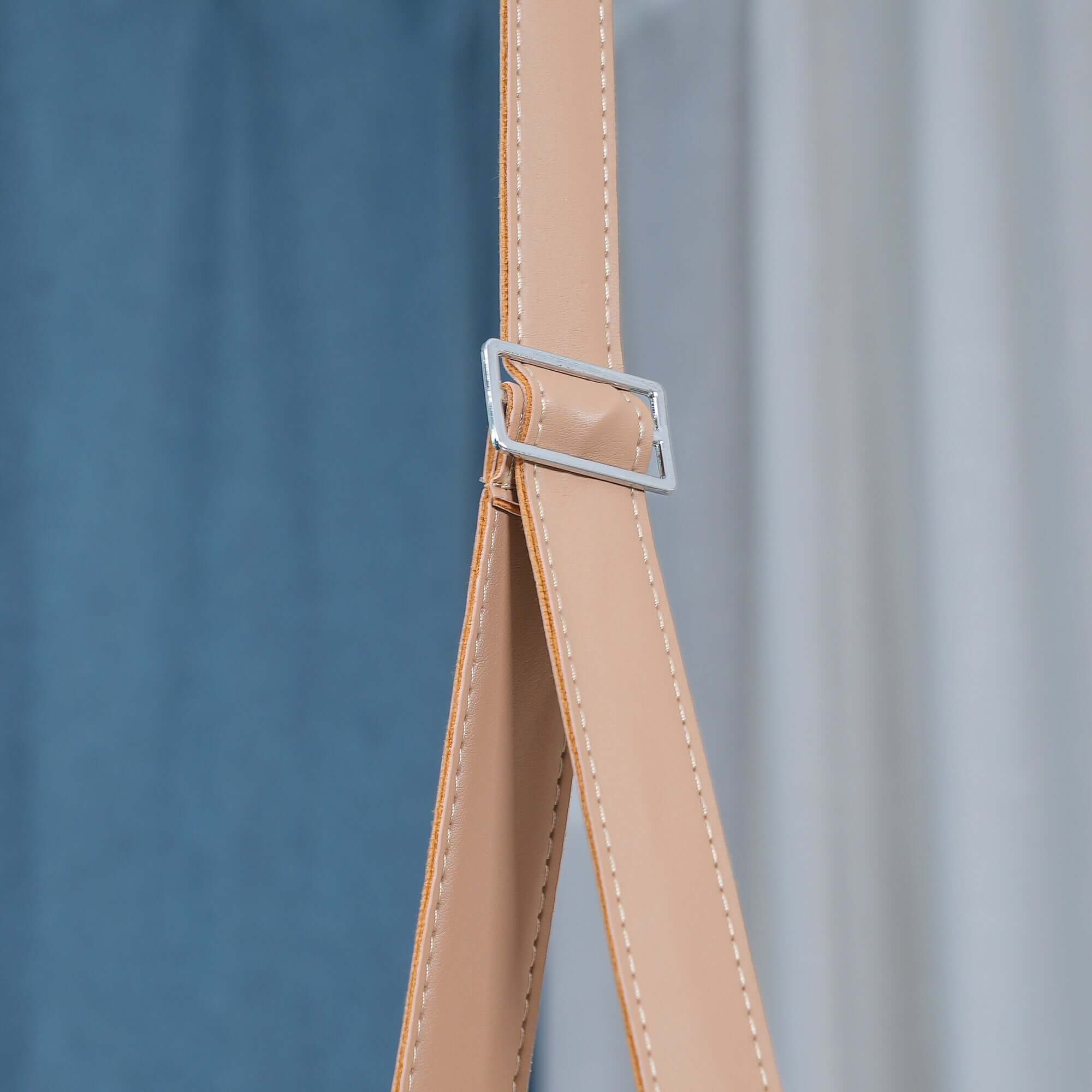 Lampadario - Illuminazione Elegante e Minimalista