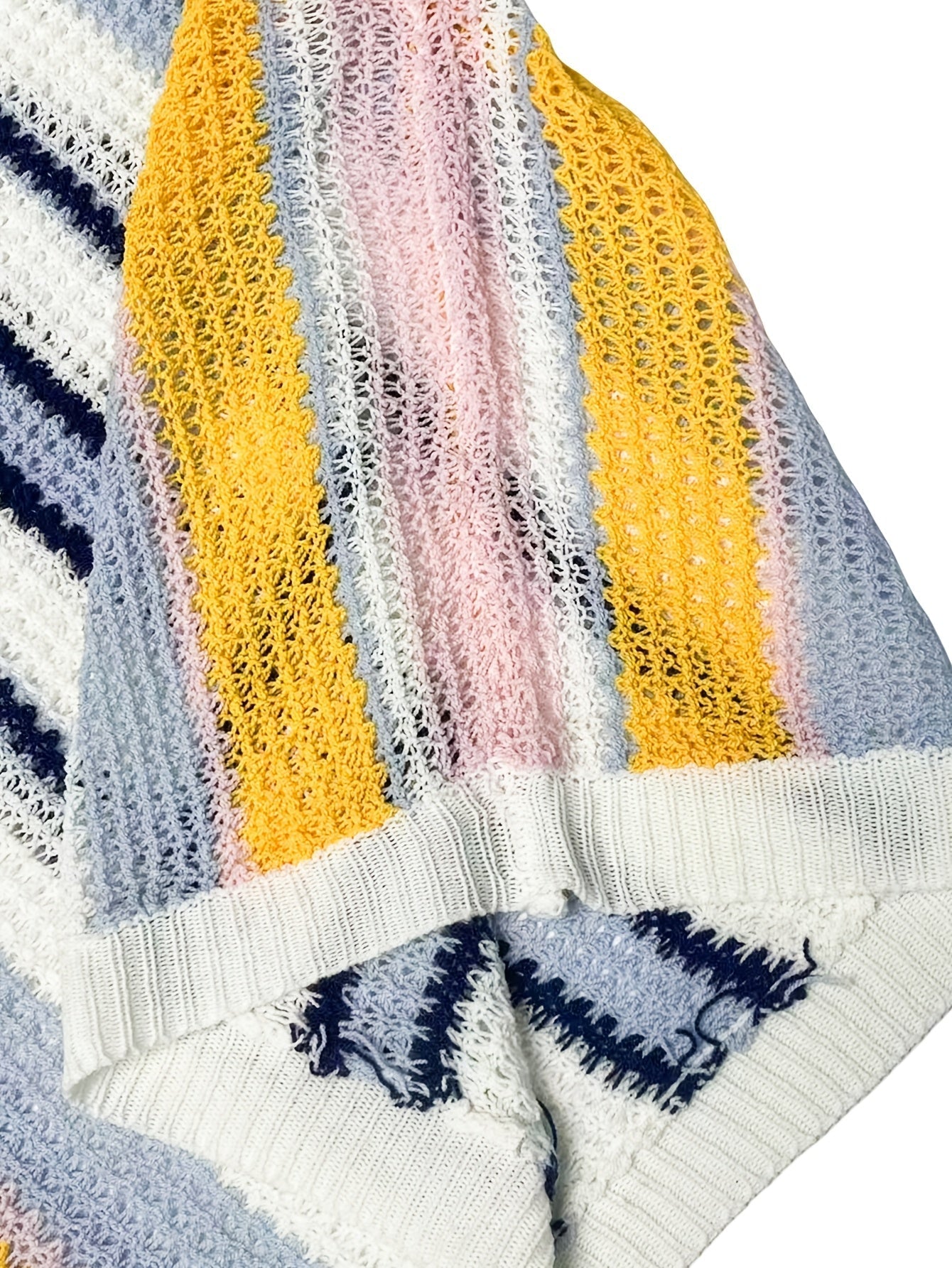 Maglione a Righe Casual – Confortevole e Arieggiato