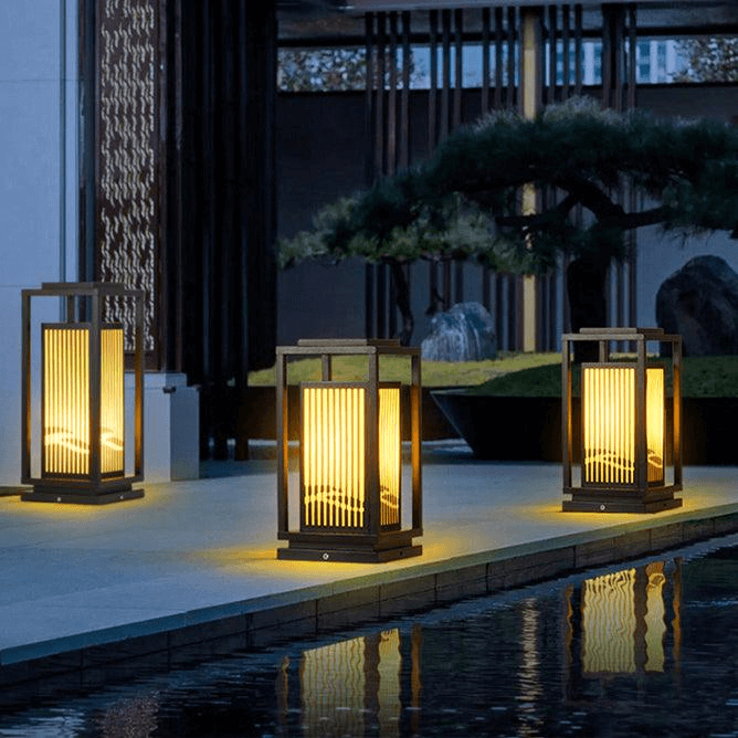 Lampada da Esterno Moderna a Energia Solare