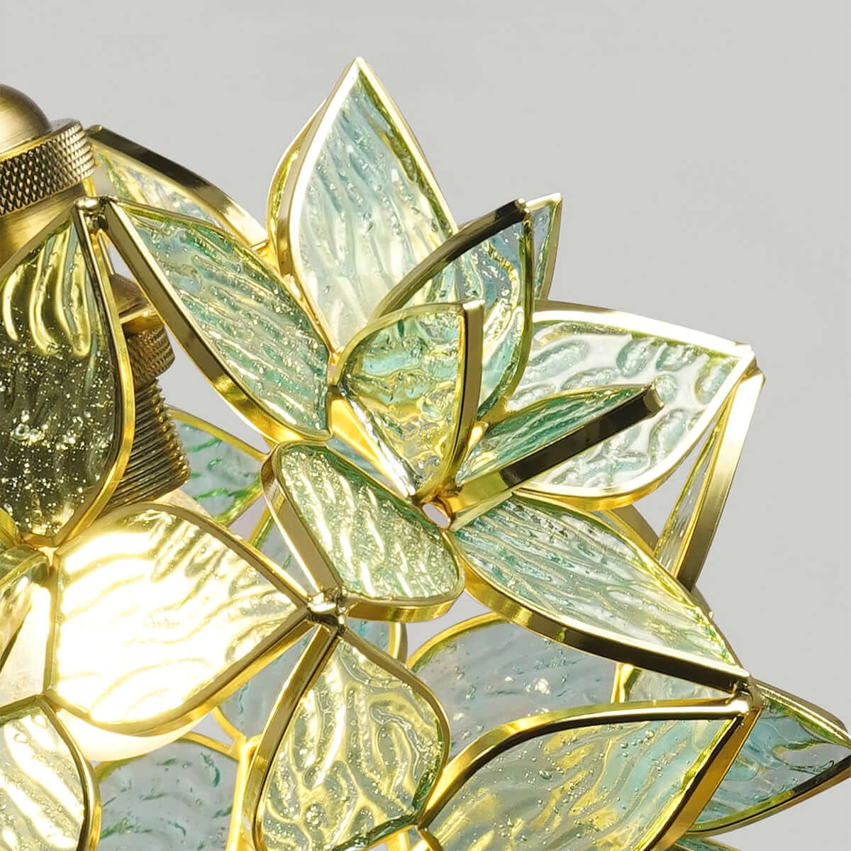 Lampada a Sospensione Elegante con Design a Conchiglia