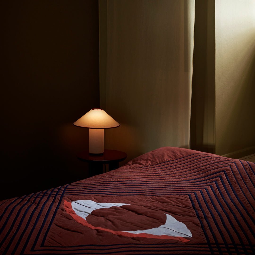 Lampada da Tavolo con Paralume in Tessuto – Lunara