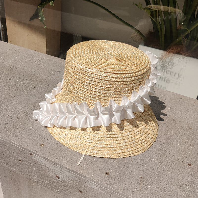 Cappello Estivo Intrecciato con Pieghe e Strisce – BreezyStripes