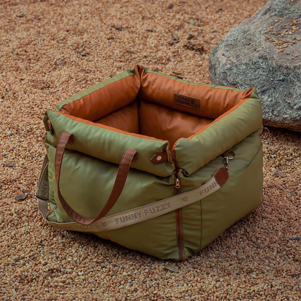 Seggiolino per Auto per Cani Invernale Confortevole - PawLuxury