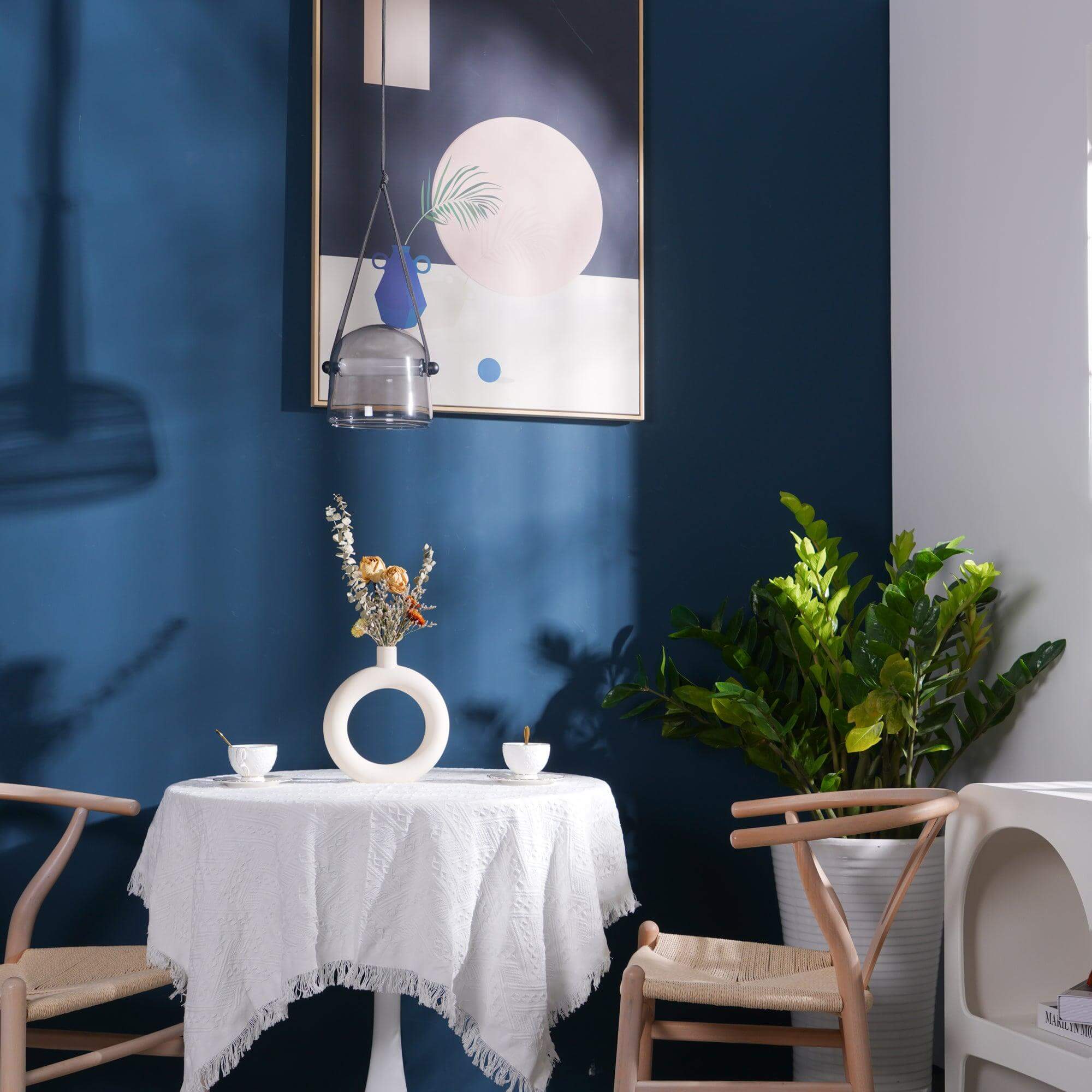 Lampadario - Illuminazione Elegante e Minimalista