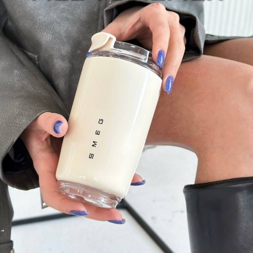 Elegante Thermos Beker - Stile e Sostenibilità