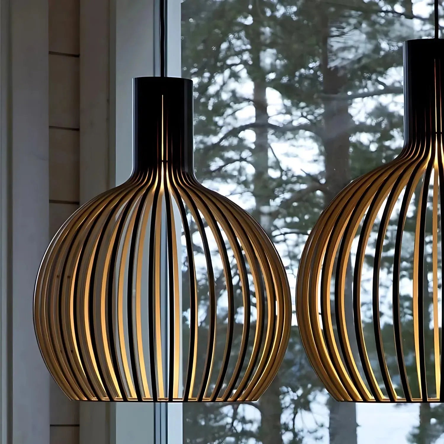 Elegante Lampada a Sospensione Danese - Design Scandinavo - Regolabile