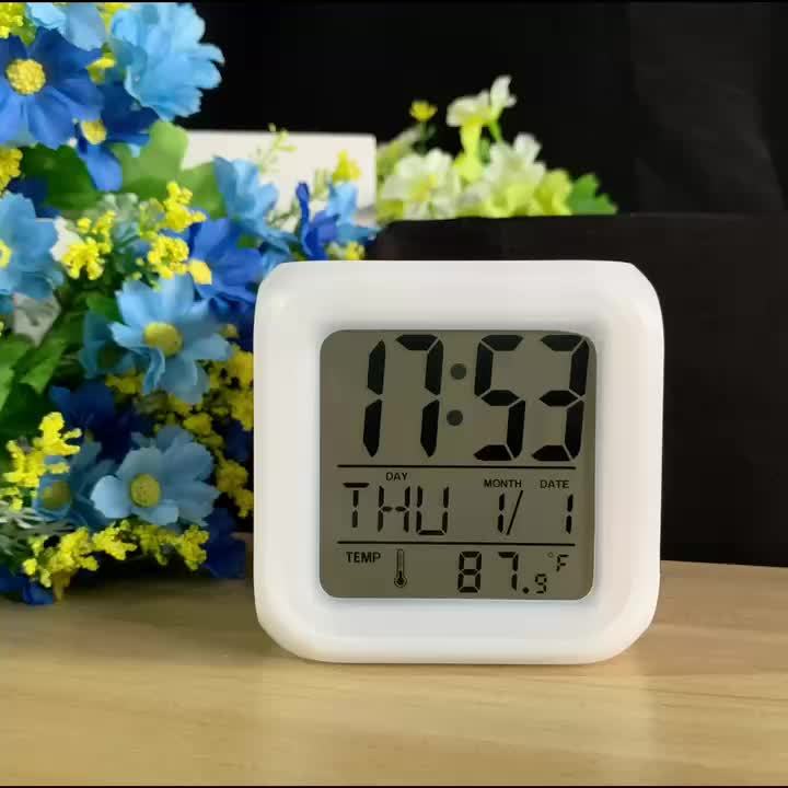 Orologio Digitale LED con Display della Temperatura – Silenzioso e Luminoso per Qualsiasi Stanza
