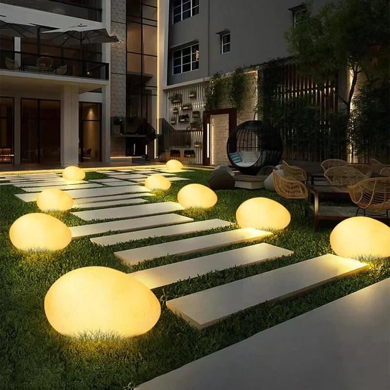 Lampada da Giardino LED - Illuminazione Esterna con Telecomando