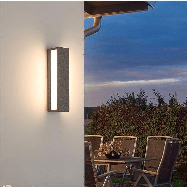 Lampada da Parete LED per Esterni - Design Angolare