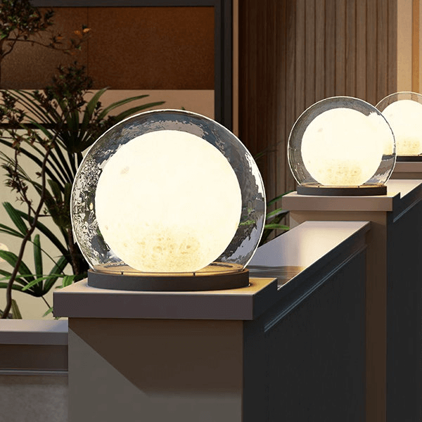 Lampada da Esterno Moderna - Design a Forma di Luna